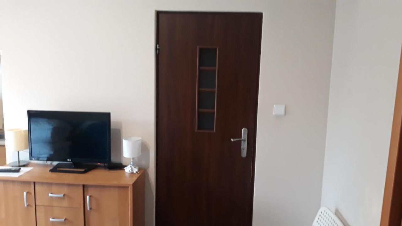 Apartamenty I Pokoje Przy Parku Jelenia Gora Exterior photo